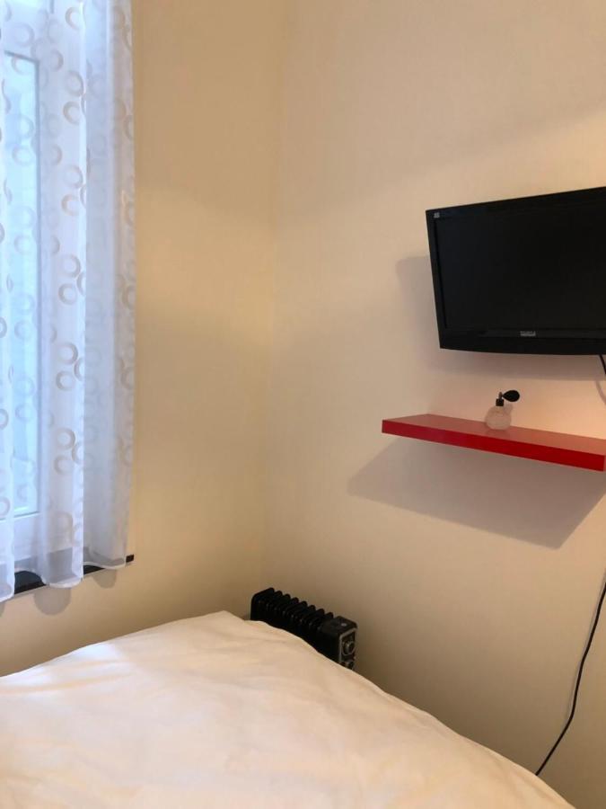 Inga Bed & Breakfast Ieper Bagian luar foto